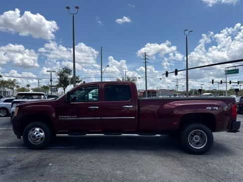 Used 2013 GMC Sierra 3500 Denali AWD/4WD image 2