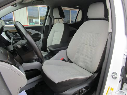 Used 2021 GMC Terrain SLE w/ Driver Convenience Package AWD/4WD image 10