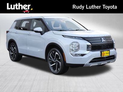 Used 2022 Mitsubishi Outlander SE