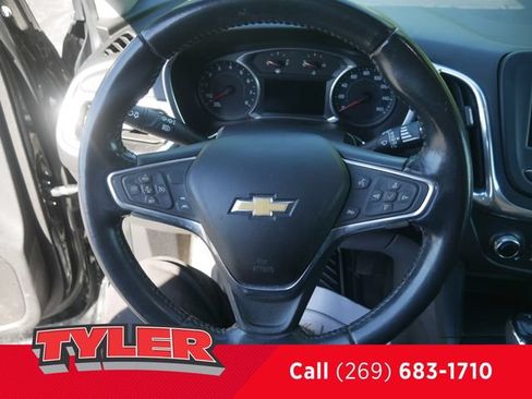 Used 2020 Chevrolet Equinox LT AWD/4WD image 25