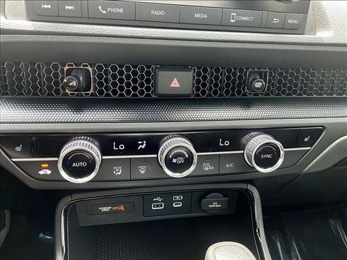 Used 2023 Honda CR-V EX image 24