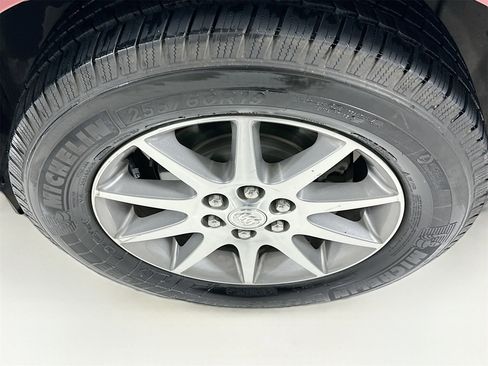 Used 2017 Buick Enclave Leather image 31