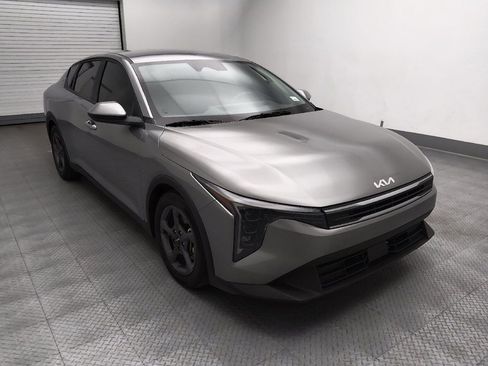 Used 2025 Kia K4 FWD image 14