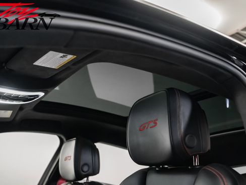 Used 2023 Porsche Macan GTS w/ GTS Sport Package image 25