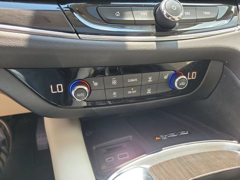 Certified 2024 Buick Enclave Essence w/ Experience Buick Package FWD image 30
