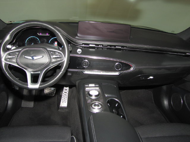 Used 2023 Genesis GV70 2.5T w/ Sport Prestige Package AWD/4WD image 37
