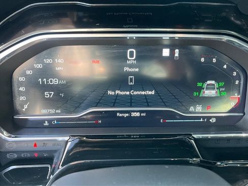 Used 2022 GMC Sierra 1500 SLT w/ SLT Premium Plus Package image 10