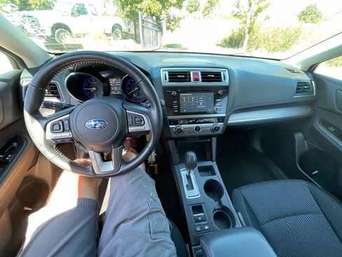 Used 2015 Subaru Outback 2.5i Premium w/ Protection Package #2 AWD/4WD image 4