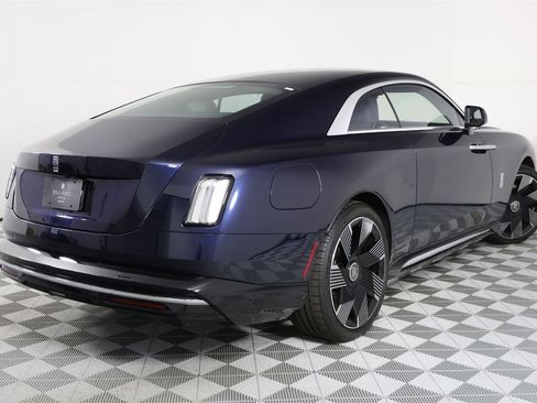 Used 2024 Rolls-Royce Spectre w/ Spectre Launch Package image 7
