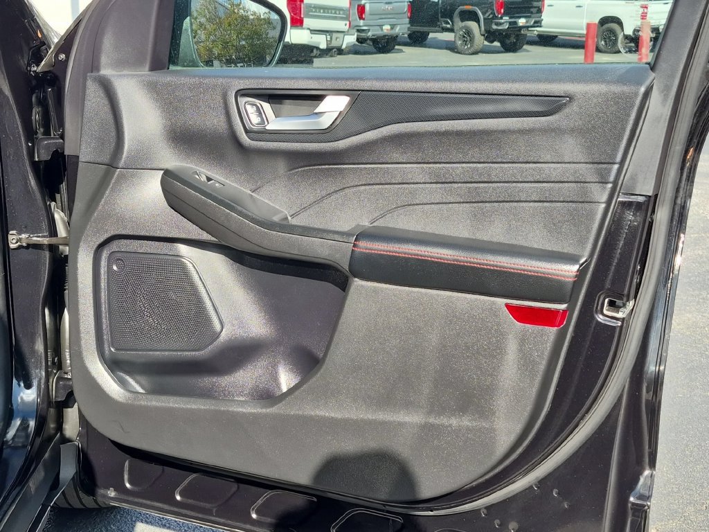 Used 2025 Ford Escape ST-Line AWD/4WD image 33