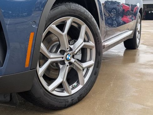 Used 2024 BMW X3 sDrive30i w/ Convenience Package RWD image 2