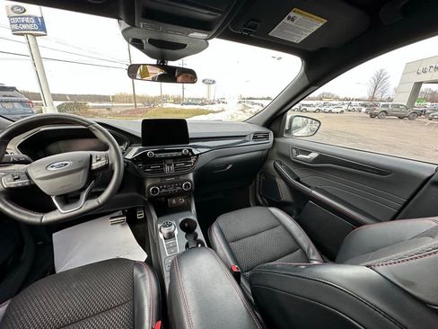 Used 2024 Ford Escape ST-Line Select image 16