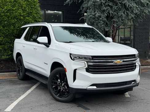 Used 2023 Chevrolet Tahoe LT w/ Luxury Package RWD image 7