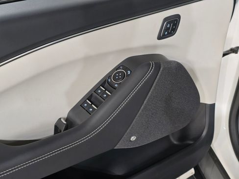 New 2025 Ford Mustang Mach-E Premium image 15