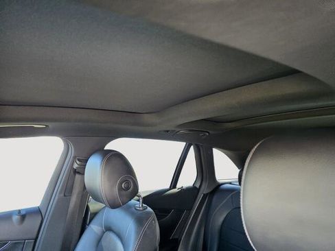 Used 2018 Mercedes-Benz GLC 300 image 15