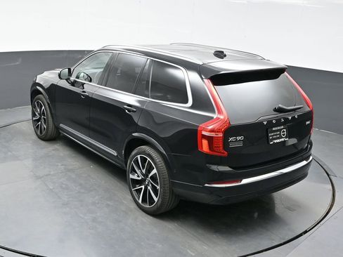 Used 2023 Volvo XC90 B6 Plus AWD/4WD image 33