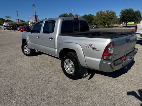 Used 2010 Toyota Tacoma 4x4 Double Cab image 11