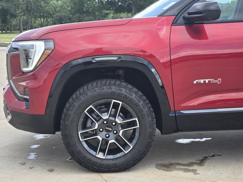 New 2026 GMC Terrain AT4 w/ Convenience Package III image 5