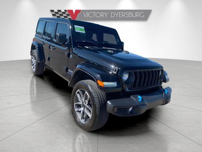 Used 2024 Jeep Wrangler Unlimited w/ Convenience Group