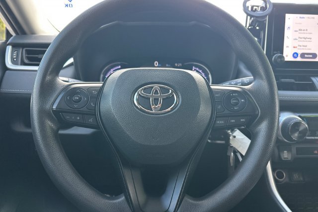 Certified 2024 Toyota RAV4 LE AWD/4WD image 27