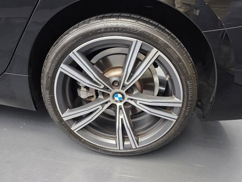 Used 2024 BMW 330i Sedan w/ Convenience Package RWD image 15