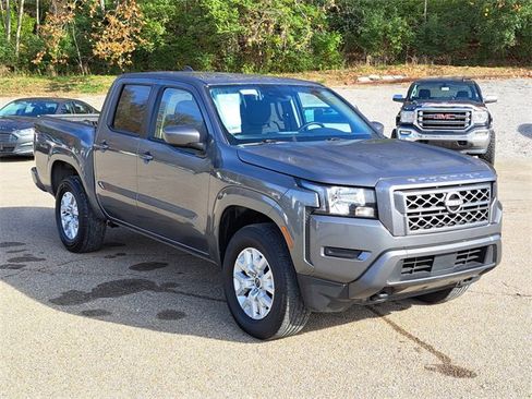 Used 2023 Nissan Frontier SV image 7