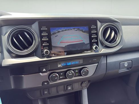 Used 2023 Toyota Tacoma SR image 19