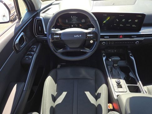 New 2026 Kia Sorento S FWD image 9