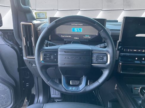 Certified 2025 GMC Hummer EV 3X w/ LPO, Sport Package AWD/4WD image 13
