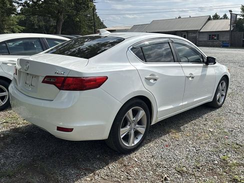 Used 2014 Acura ILX w/ Technology Package FWD image 4