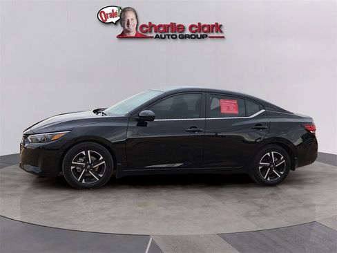 Used 2024 Nissan Sentra SV w/ All-Weather Package image 2