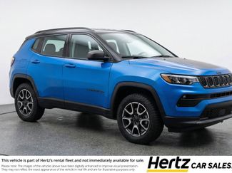 Used 2025 Jeep Compass Trailhawk video 1