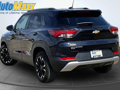 Used 2021 Chevrolet TrailBlazer LT w/ Sun and Liftgate Package AWD/4WD image 4