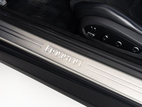 Used 2019 Ferrari GTC4Lusso T RWD image 30