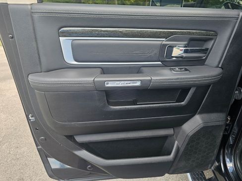 Used 2015 RAM 2500 Limited AWD/4WD image 25