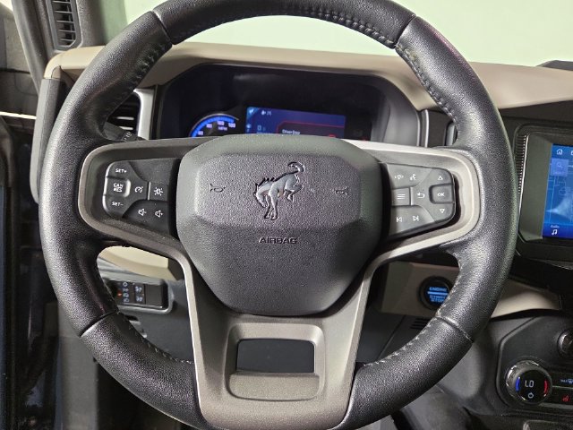 Used 2023 Ford Bronco Wildtrak AWD/4WD image 20