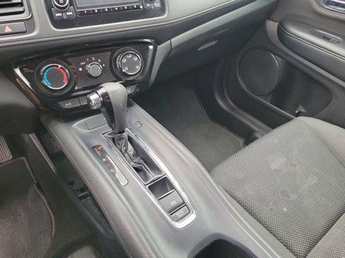 Used 2019 Honda HR-V LX image 28