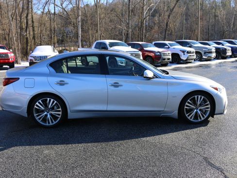 Used 2019 INFINITI Q50 Sport w/ Cargo Package (L96) image 9