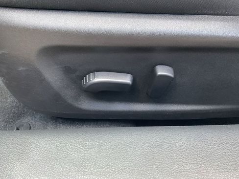 Used 2025 Nissan Altima 2.5 SV FWD image 8
