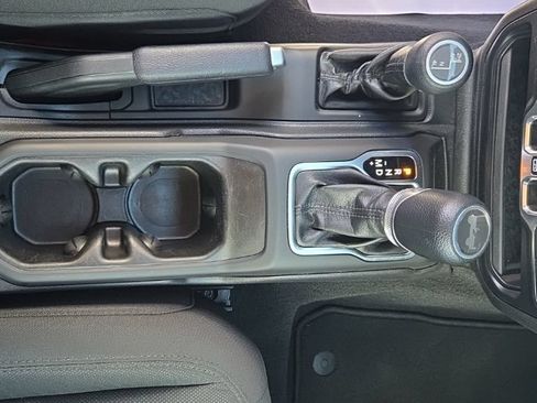 Used 2021 Jeep Wrangler Unlimited Sport AWD/4WD image 41