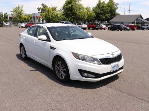 Used 2012 Kia Optima EX FWD image 3