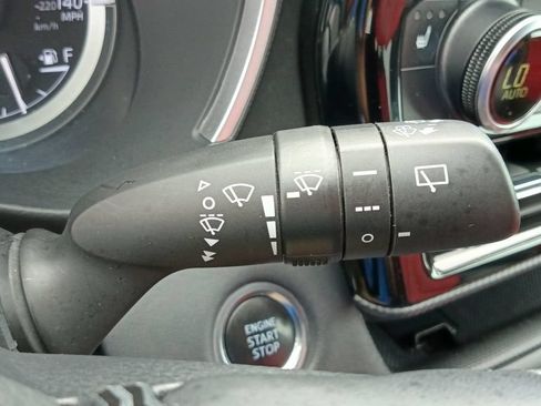 Used 2021 Toyota Highlander XSE AWD/4WD image 36