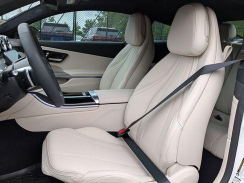 Used 2026 Mercedes-Benz CLE 300 4MATIC Coupe image 13