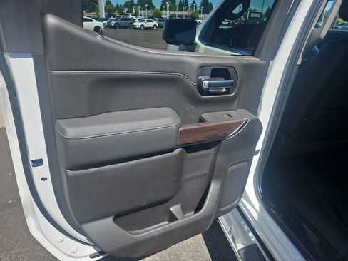 Used 2020 GMC Sierra 1500 SLT w/ SLT Premium Plus Package AWD/4WD image 4