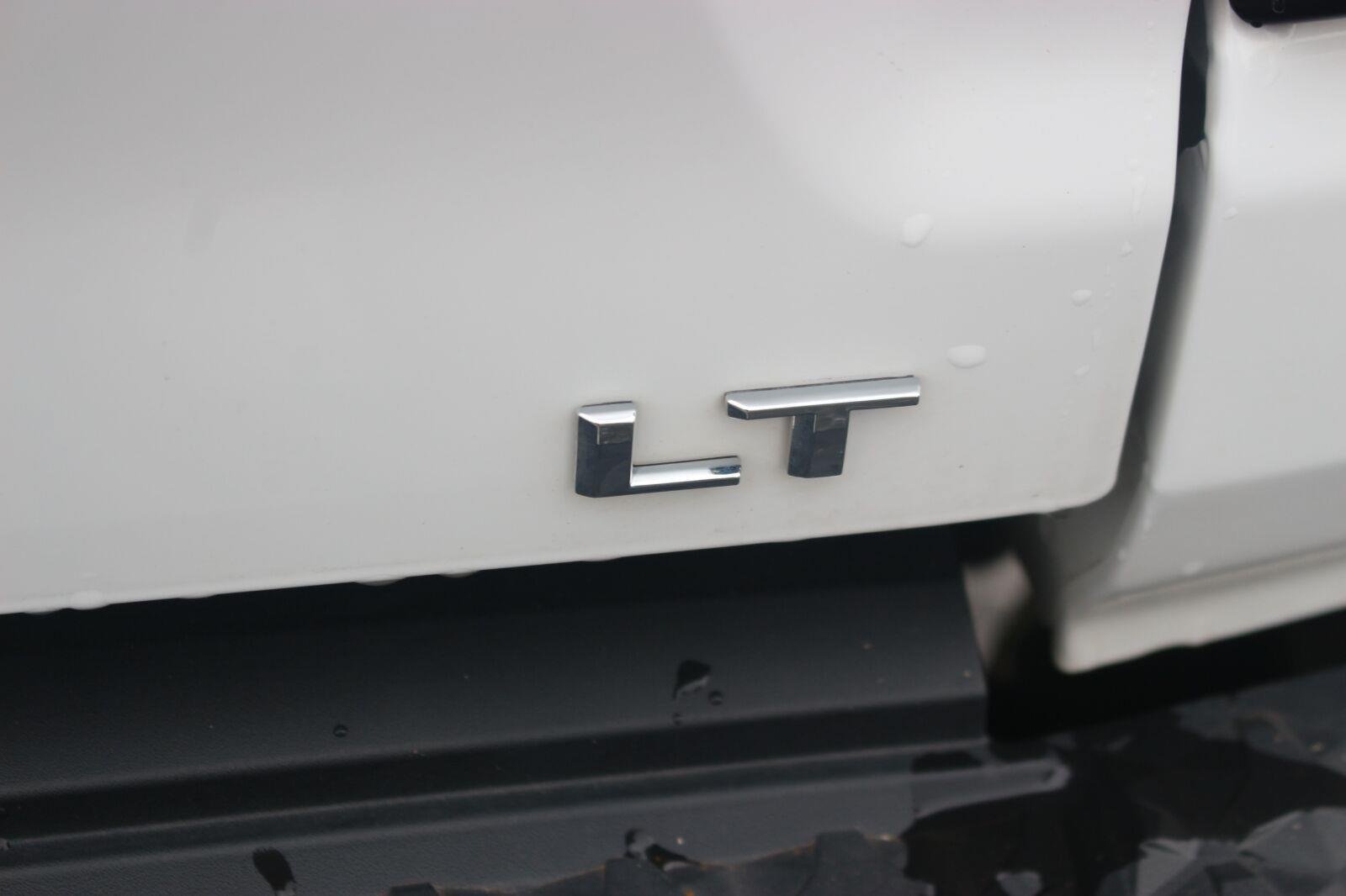 Used 2024 Chevrolet Colorado LT AWD/4WD image 12