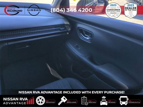 Used 2025 Honda HR-V LX image 18
