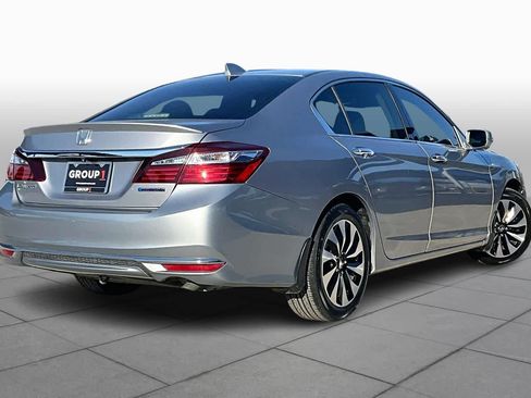 Used 2017 Honda Accord Hybrid Sedan image 13