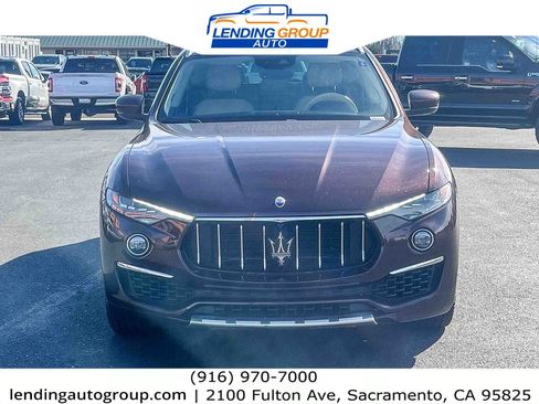 Used 2019 Maserati Levante S GranLusso image 6