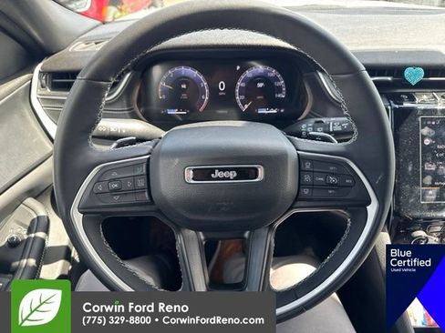 Used 2024 Jeep Grand Cherokee Altitude AWD/4WD image 16