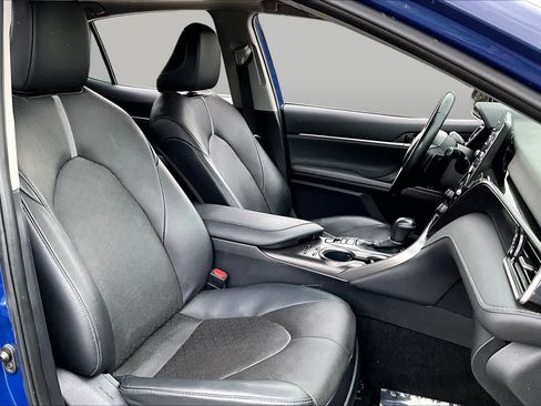 Used 2024 Toyota Camry XSE w/ Navigation Package FWD image 8